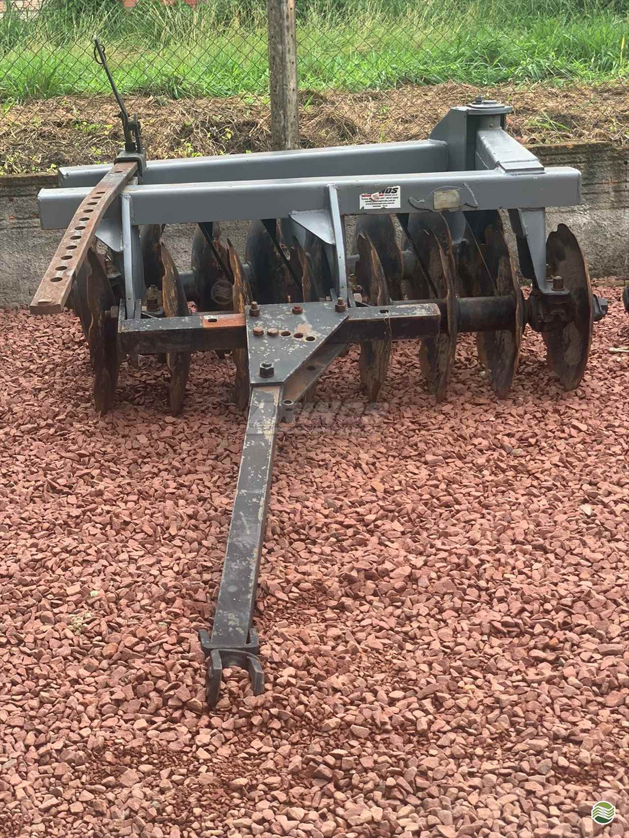 IMPLEMENTOS AGRICOLAS GRADE ARADORA ARADORA 16 DISCOS Arinos Agrícola ITAITUBA PARÁ PA